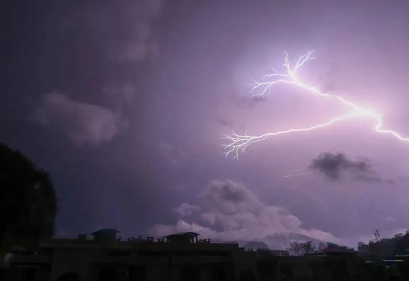 近期雷雨天氣頻發，浙江兩人遭雷擊身亡